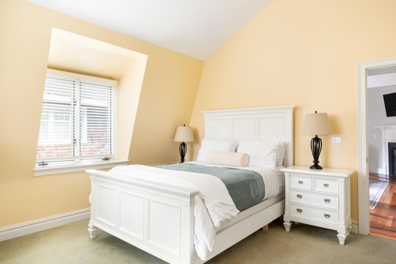 Pelham Court Hotel Newport Bagian luar foto
