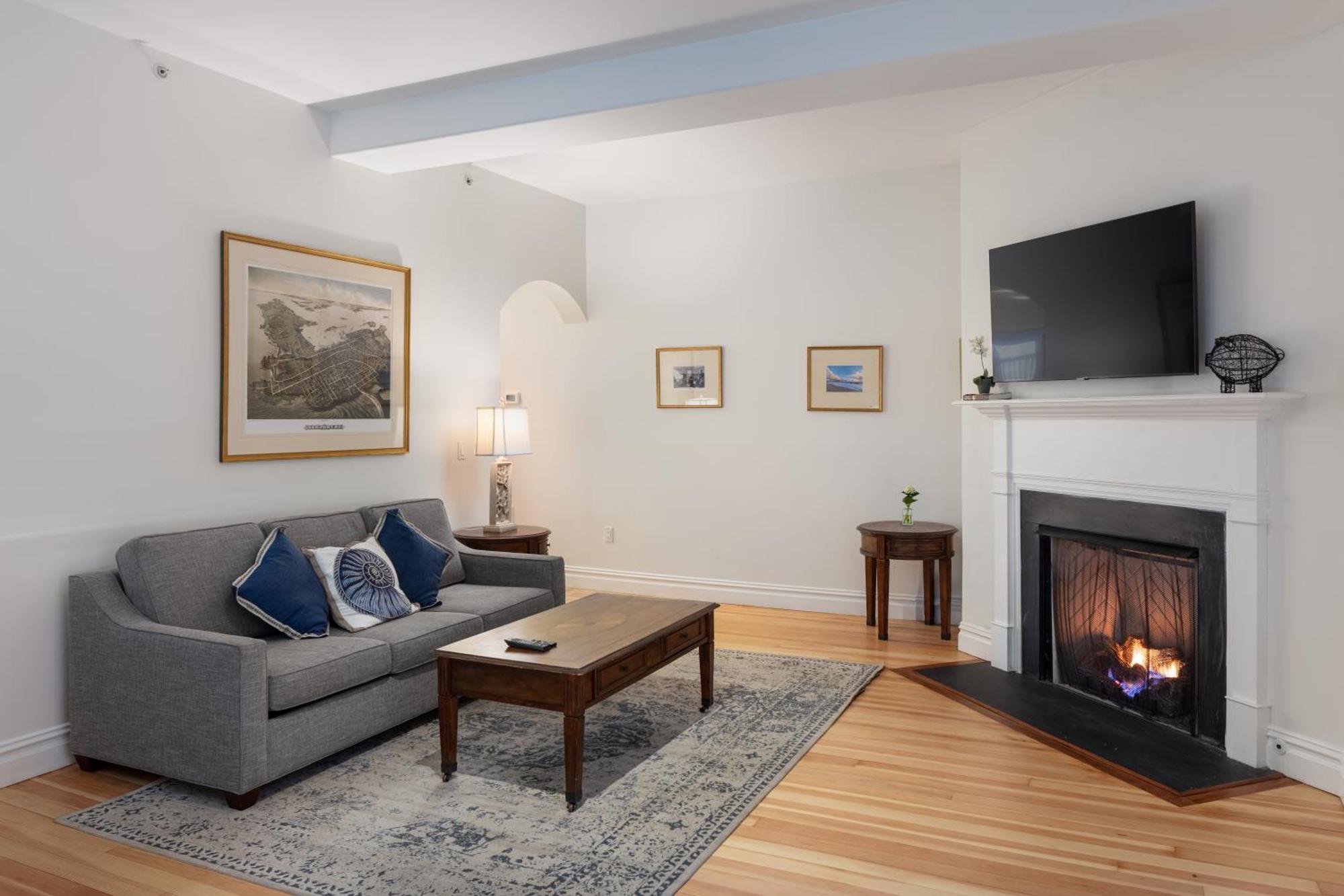 Pelham Court Hotel Newport Bagian luar foto