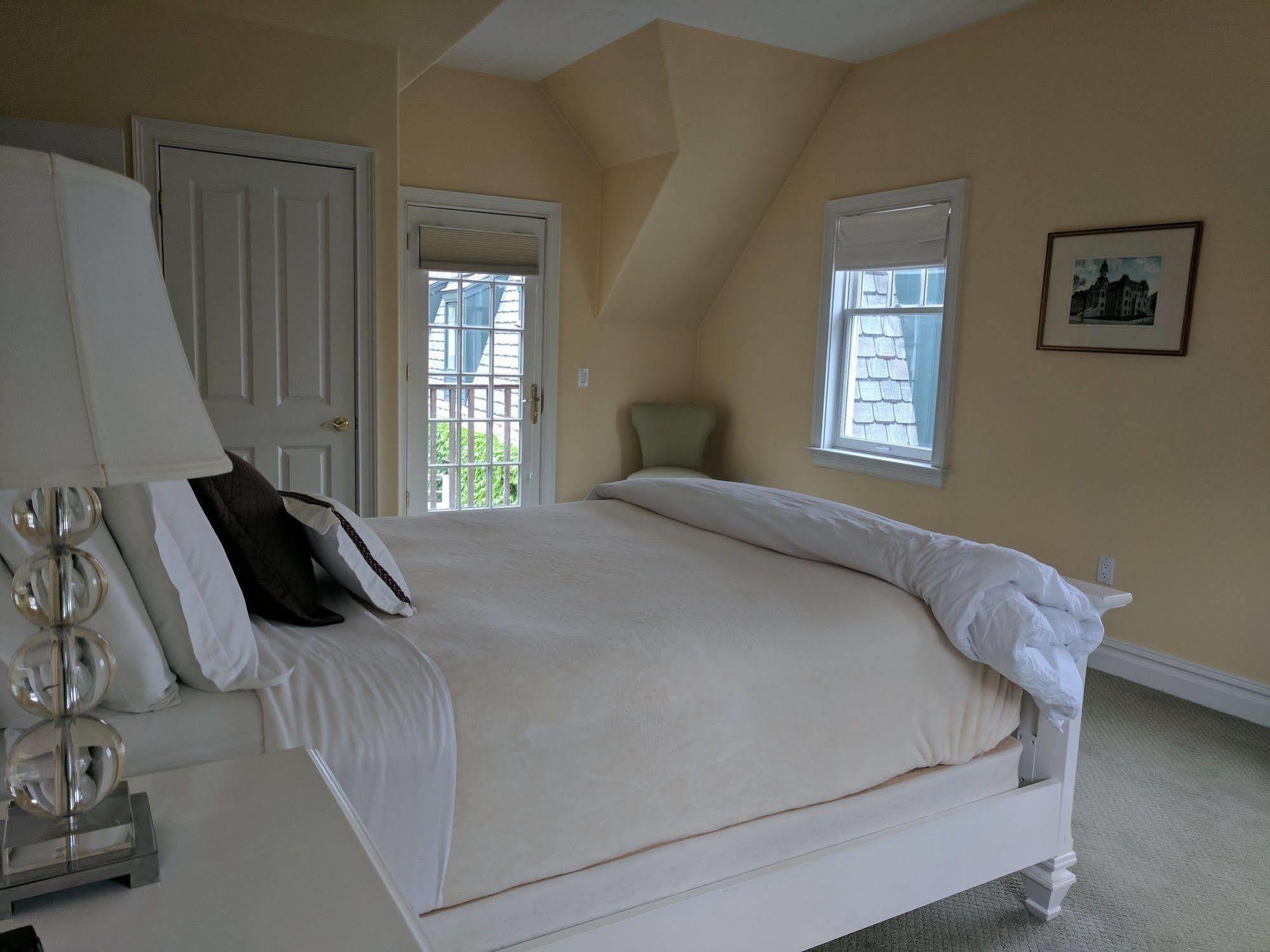 Pelham Court Hotel Newport Bagian luar foto