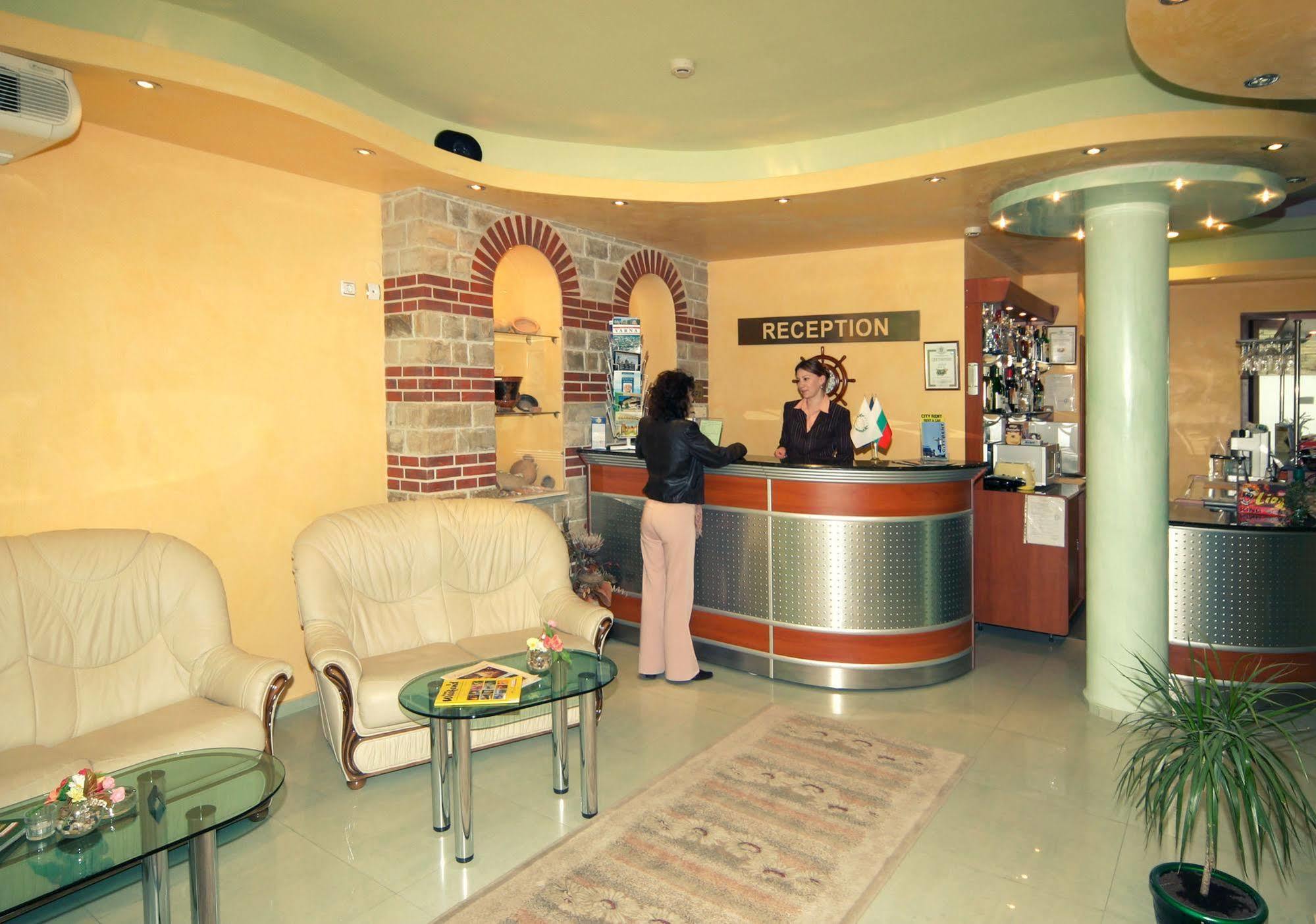 Pelham Court Hotel Newport Bagian luar foto