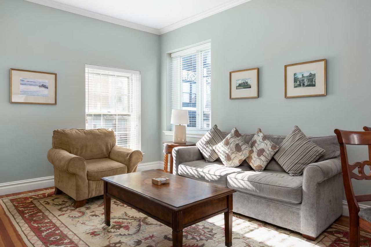 Pelham Court Hotel Newport Bagian luar foto