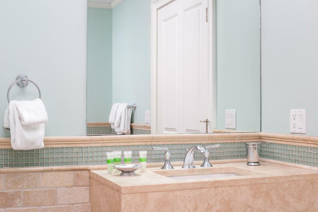 Pelham Court Hotel Newport Bagian luar foto